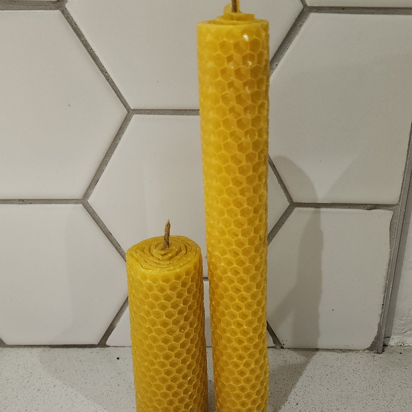 Beeswax Candle - Hand Rolled